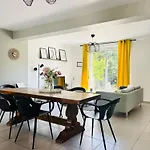 Maison Cosy Entre Paris Rouen Et Deauville Holiday home Pont-de-l'Arche