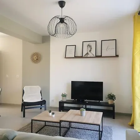 Holiday home Maison Cosy Entre Paris Rouen Et Deauville Pont-de-l'Arche