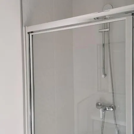 Maison Cosy Entre Paris Rouen Et Deauville Holiday home Pont-de-l'Arche