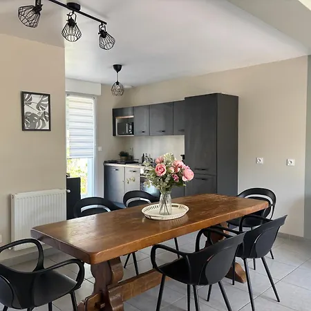 Maison Cosy Entre Paris Rouen Et Deauville Holiday home Pont-de-l'Arche